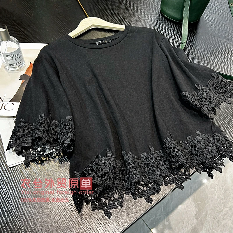 （衣兮小短款蕾丝拼接T恤）DP732复古花边设计圆领短袖休闲百搭上衣