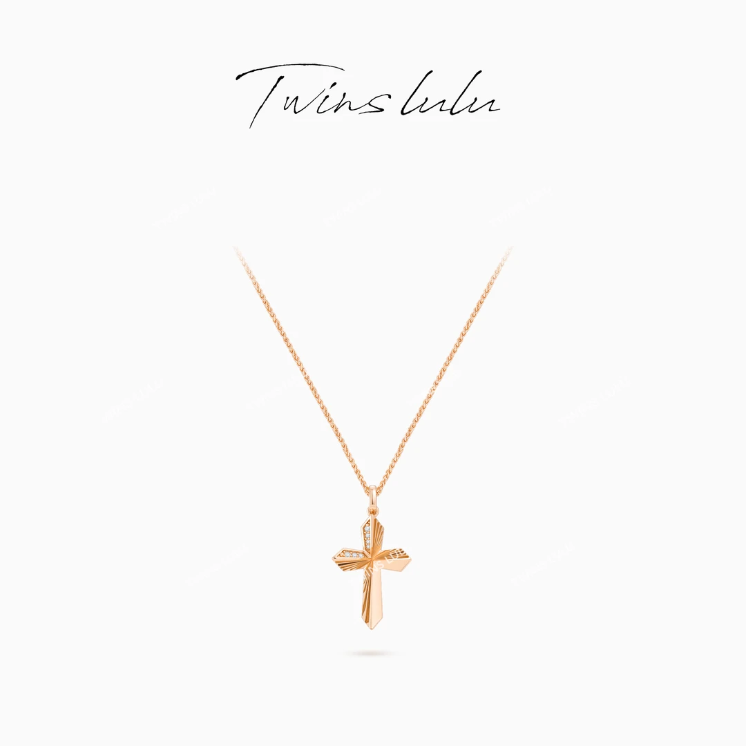 TWINS LULU 流光风 气质时尚设计感高级感十字架项链TSJ9381