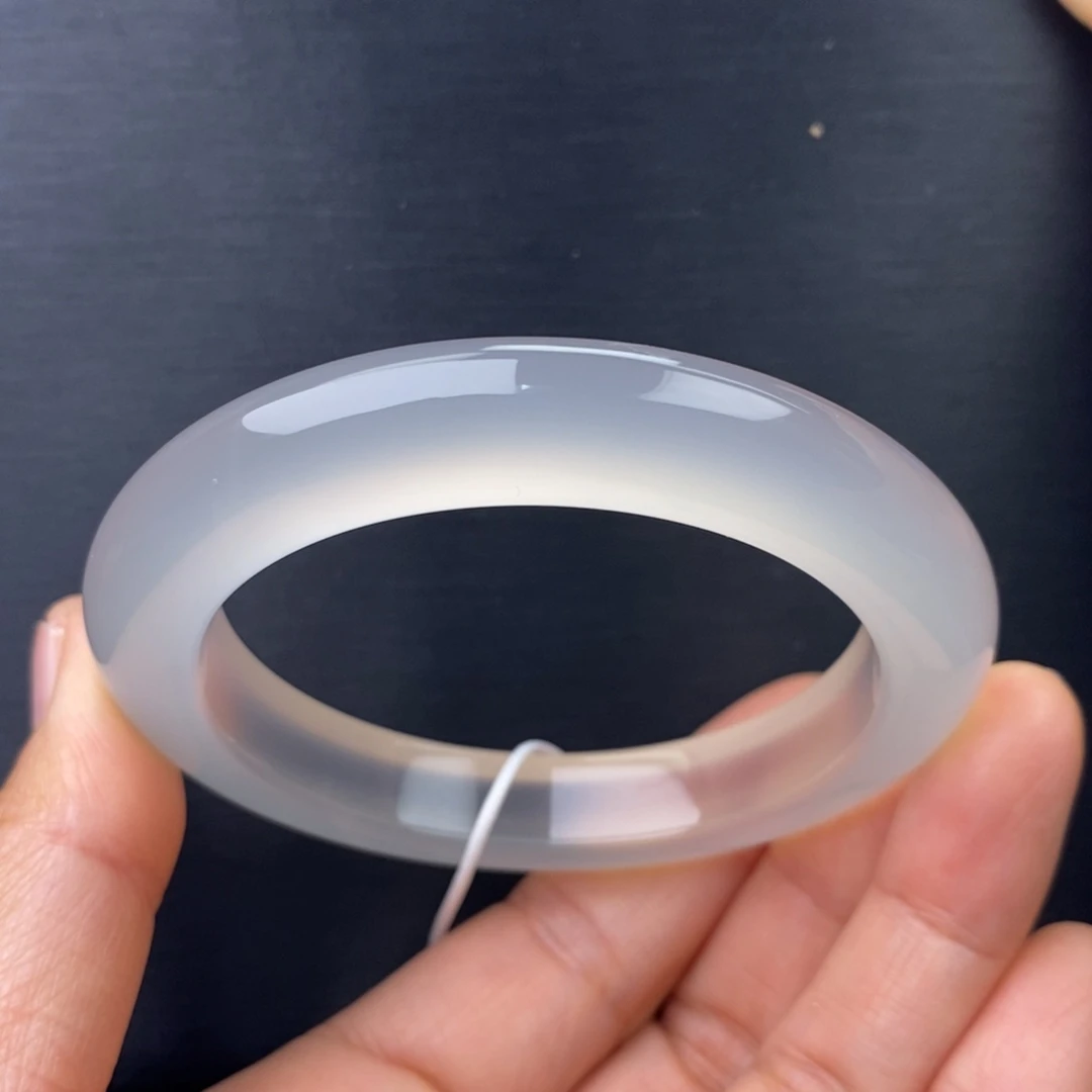 玛瑙/玉髓未镶嵌手镯56圈