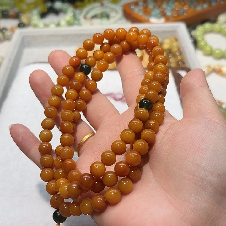 青***梧蛇纹石玉未镶嵌手串