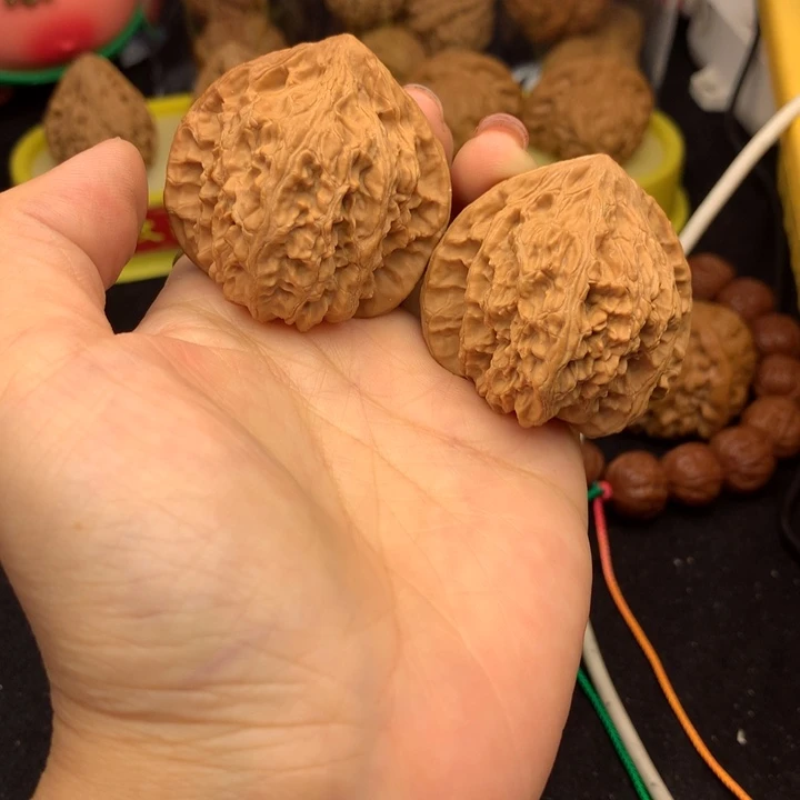 文玩核桃吊坠粗筋火焰