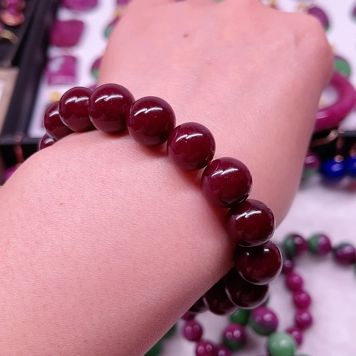 红宝石手串未镶嵌