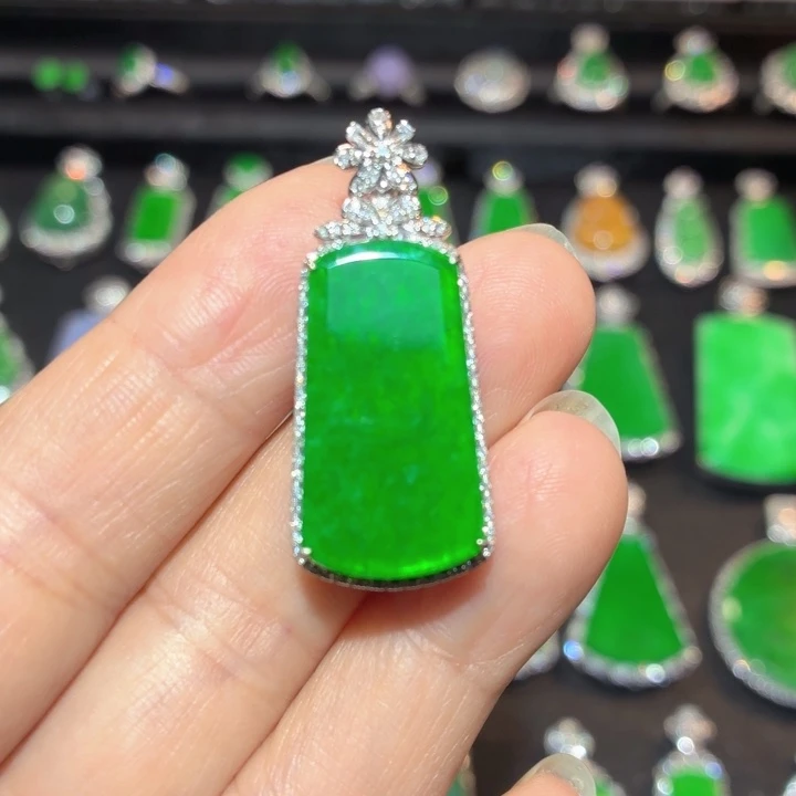 翡翠18K金镶嵌吊坠(不含链)翡翠