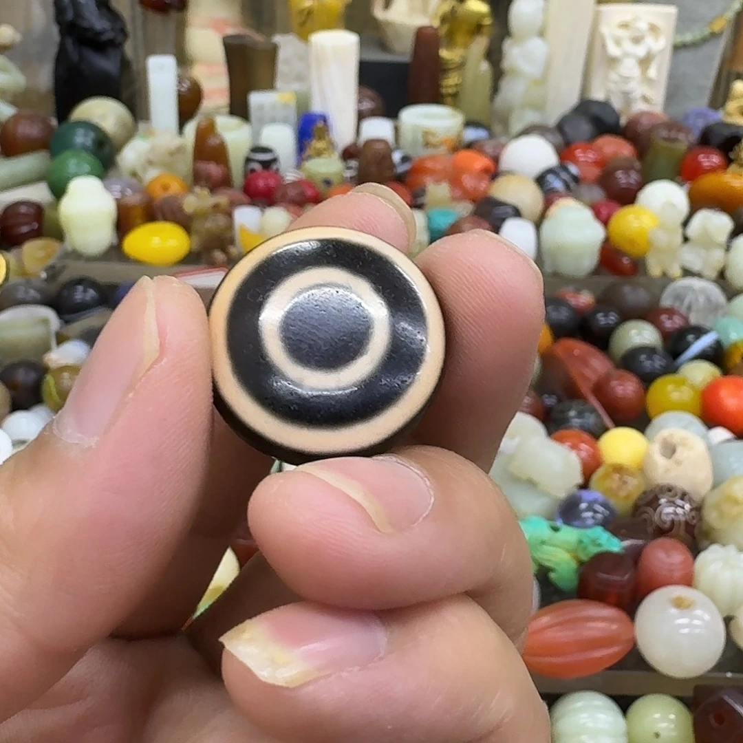 远***狼合金玛瑙/玉髓珠宝半成品