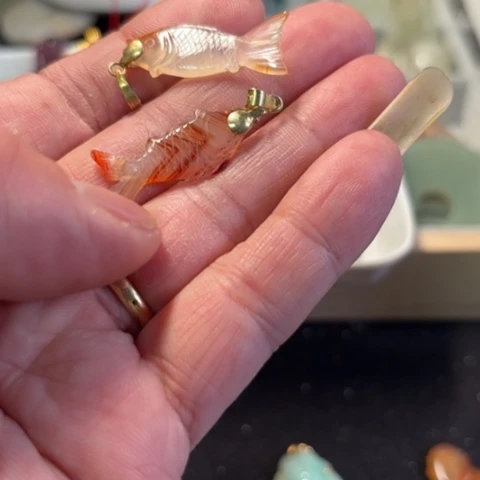 玛瑙/玉髓颈饰合金胡**师