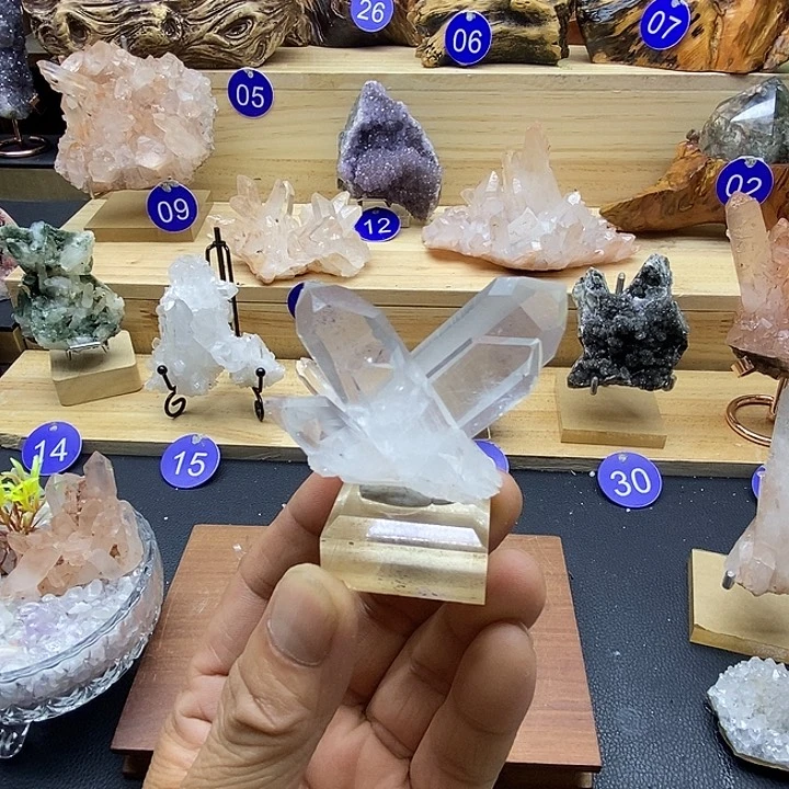 石材天然白水晶摆件