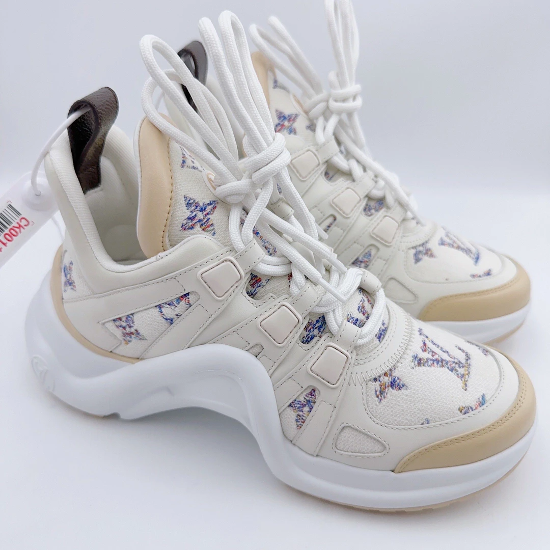 未使用 LouisVuitton/路易威登 37码/炫彩满印刺绣老爹鞋/01774