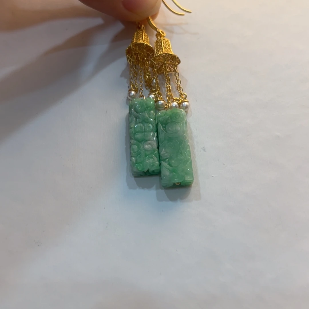 翡翠耳饰未镶嵌耳饰