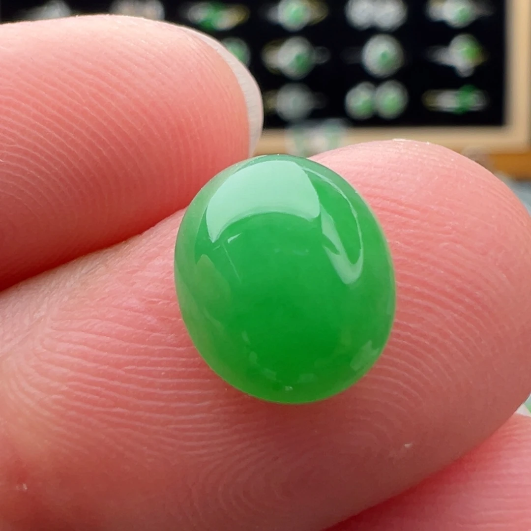 翡翠未镶嵌颈饰蛋面9.4