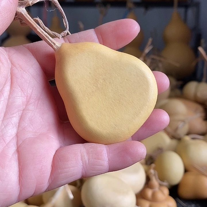 葫芦的颜色是蓝色的还是