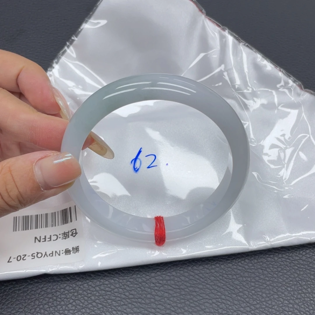 翡翠未镶嵌手镯翡翠手镯