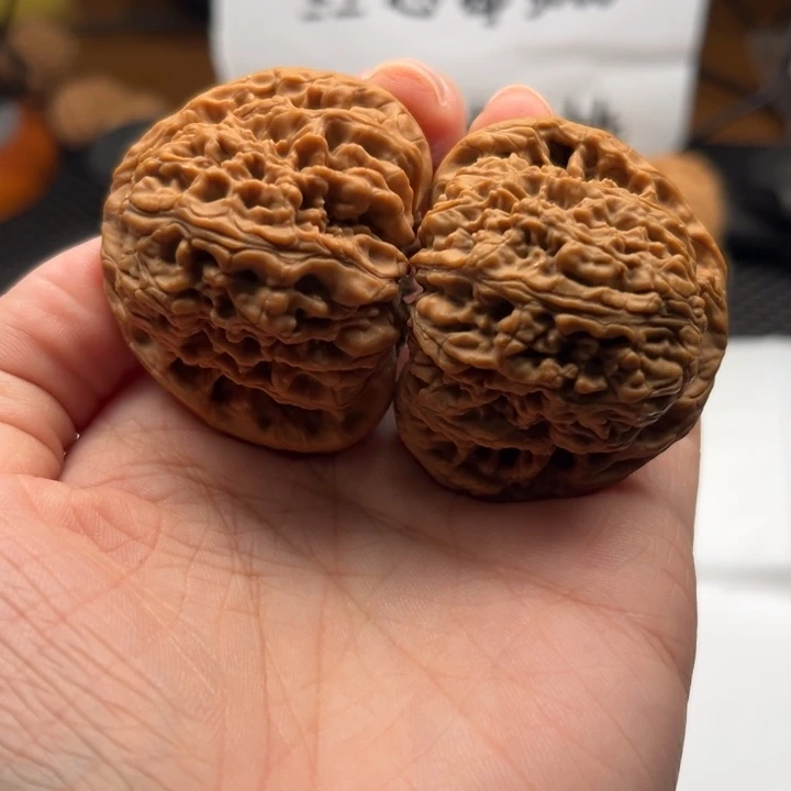 文玩核桃吊坠南疆44