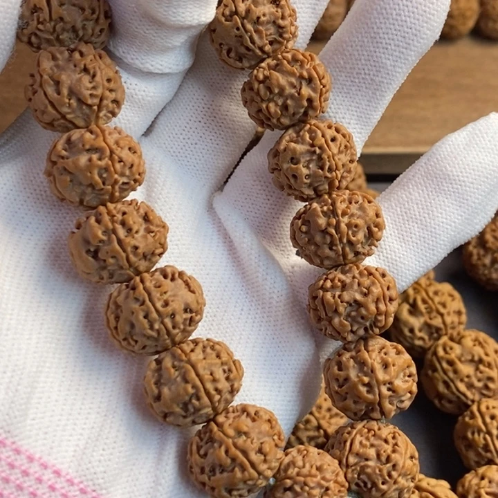 鱼***亮手串金刚菩提16-17mm粉红皮大肉块蜂窝小单圈