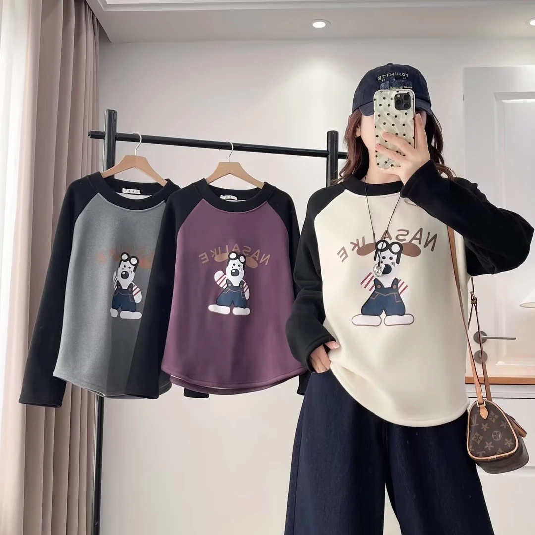 大码女装冬季新款长袖卡通印花加绒加厚卫衣圆领宽松休闲百搭上衣