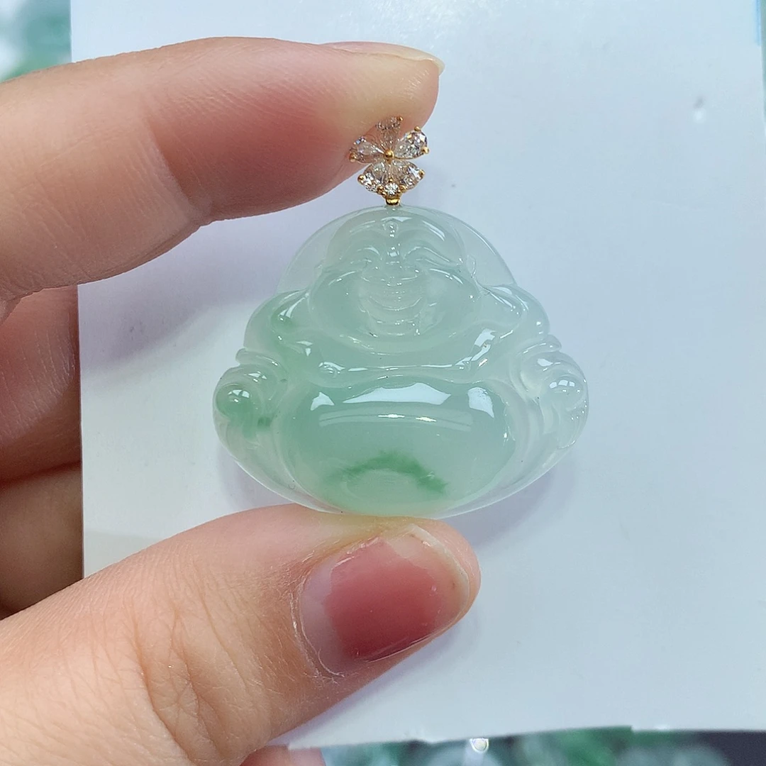 翡翠18K金镶嵌颈饰佛公