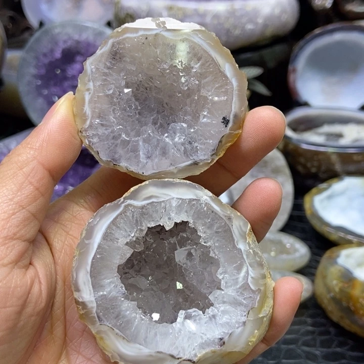 水晶蚕丝盆未镶嵌