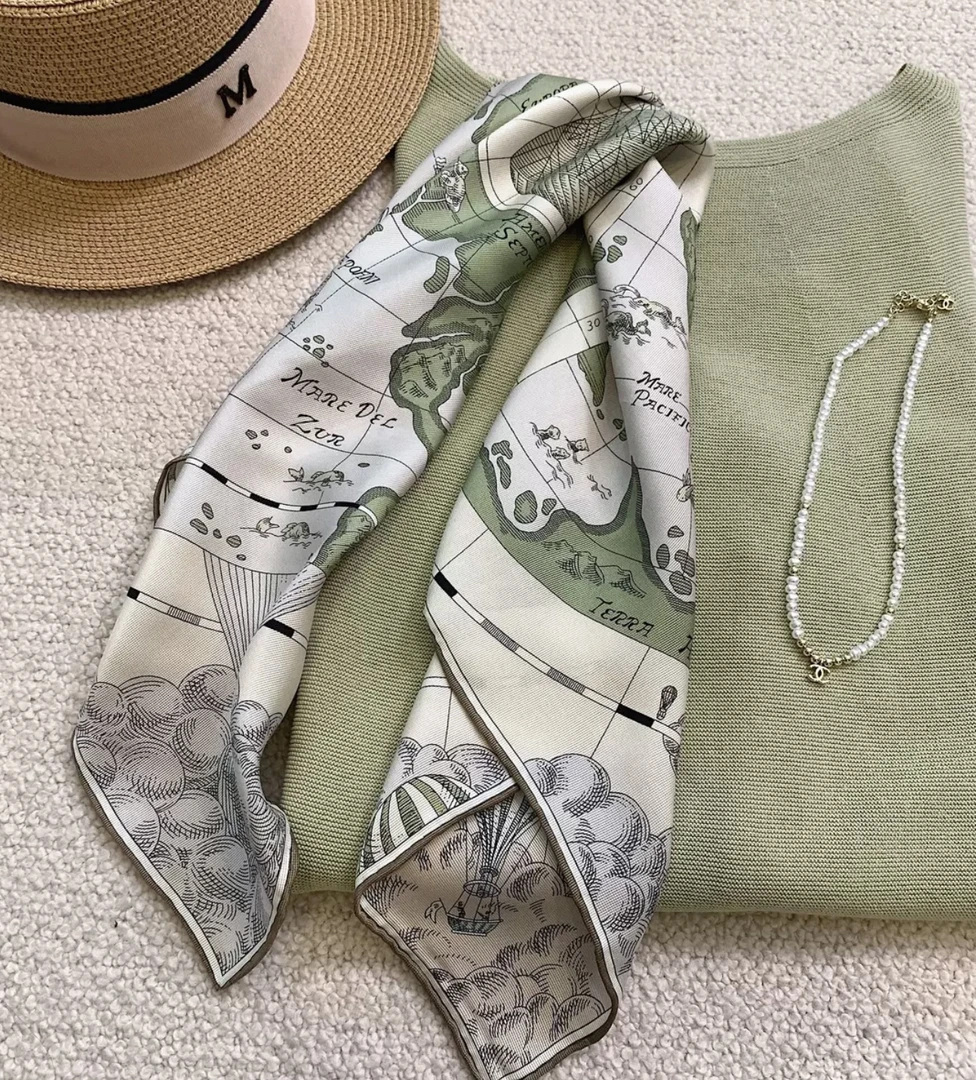 65尺寸 21姆米意罗绸重磅桑蚕丝  双面异色 手工卷边地球