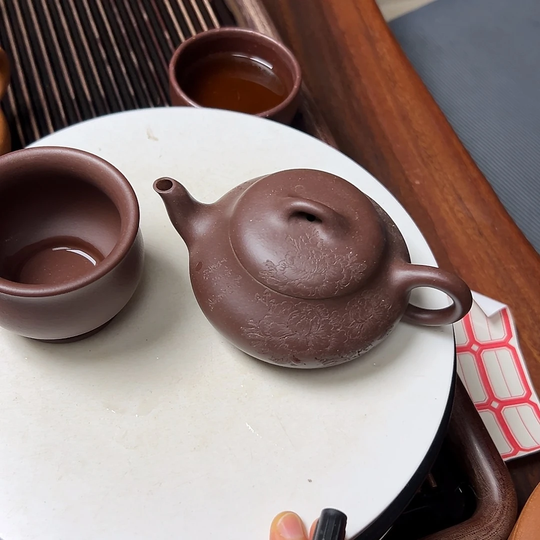 紫泥茶壶紫砂壶等传统