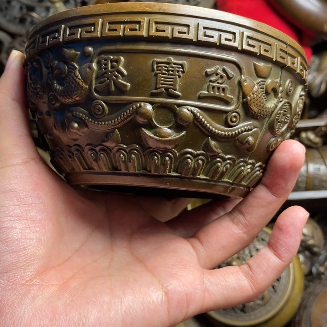 精美铜器做工精良