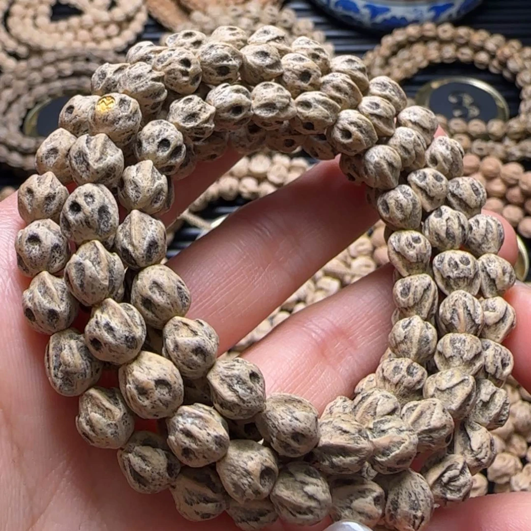 【闪购商品】柏香籽/百香籽吊坠晓*