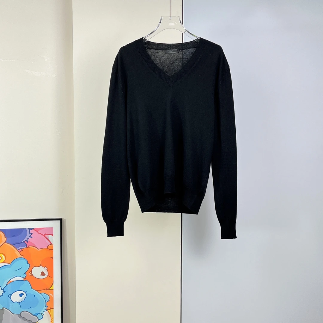 95新 Prada/普拉达 套头毛衣/46码/Xspr3422