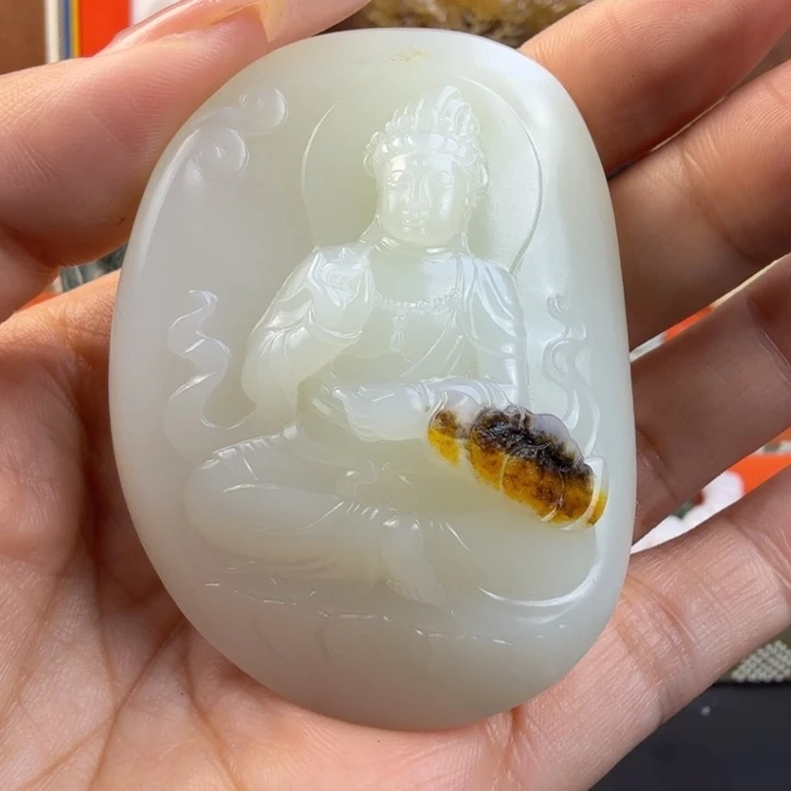 那***海和田玉未镶嵌颈饰