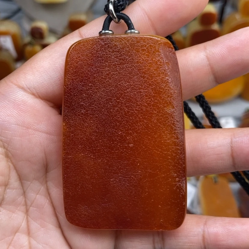 【闪购商品】琥珀颈饰未镶嵌