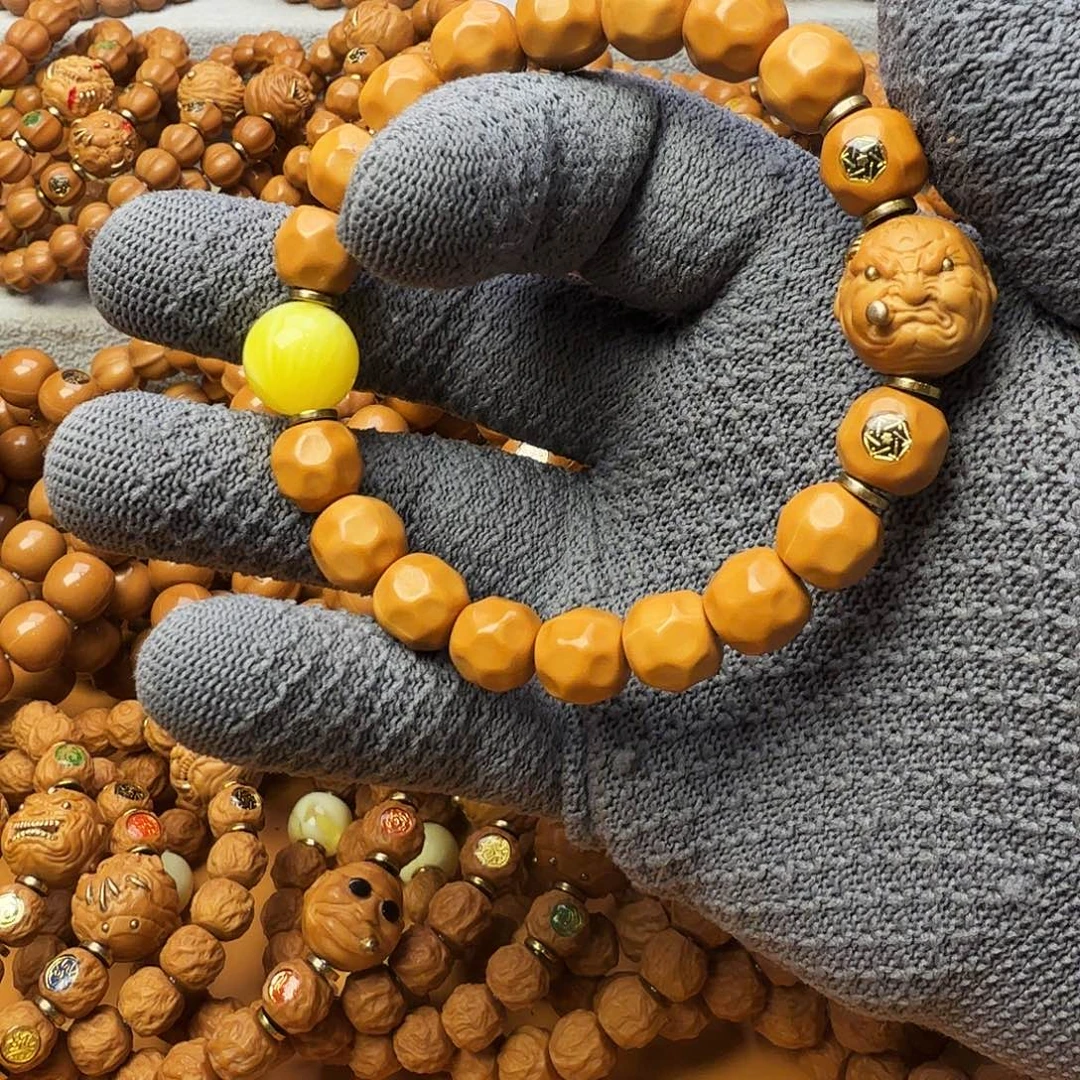 猴头核桃手串奶酪加烟鬼