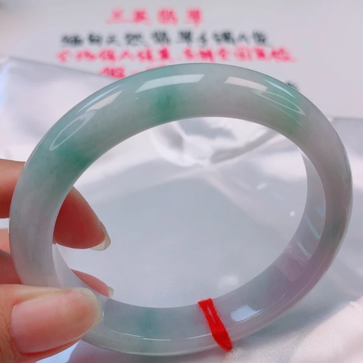 流***沙翡翠手镯未镶嵌60圈