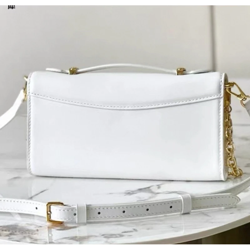 B018乘风· 探索全球奢品名包 【法棍三条链白色】