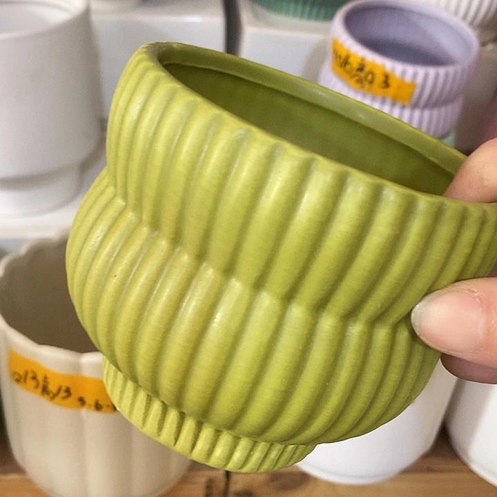 摆件陶陶盆有孔 瑕疵介意勿拍