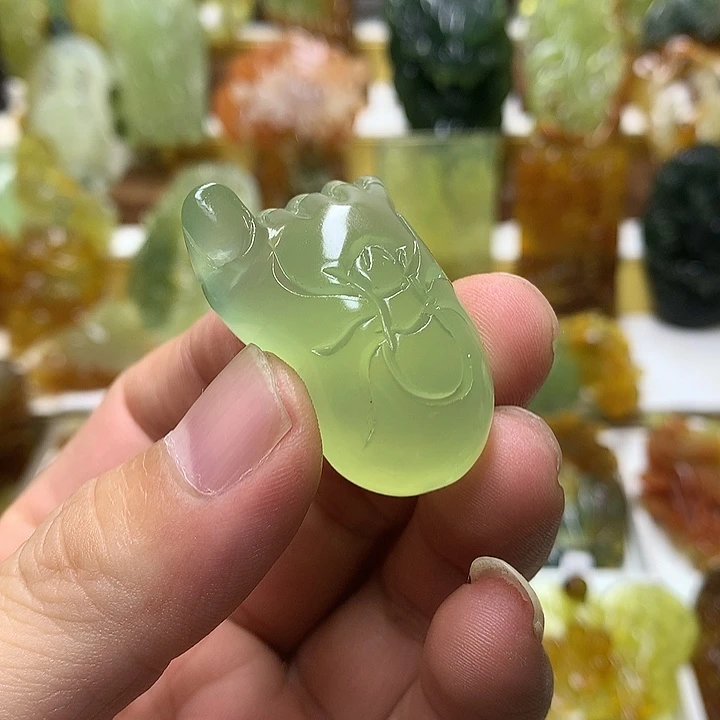 蛇纹石玉未镶嵌珠宝半成品