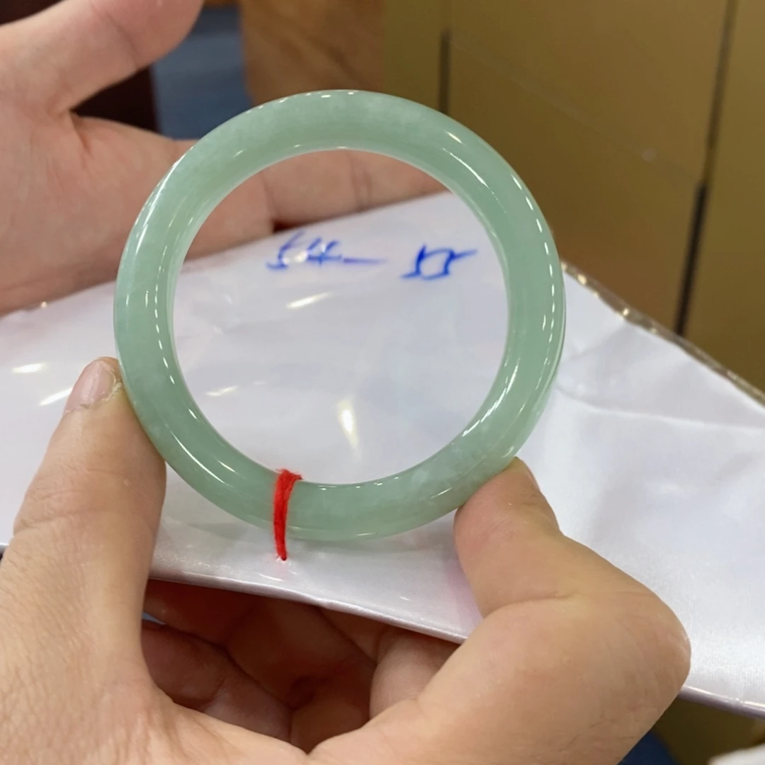 未镶嵌手镯翡翠翡翠