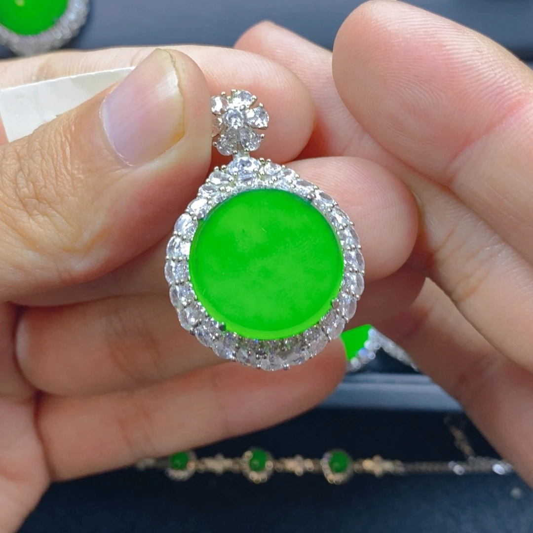 翡翠银S925镶嵌颈饰