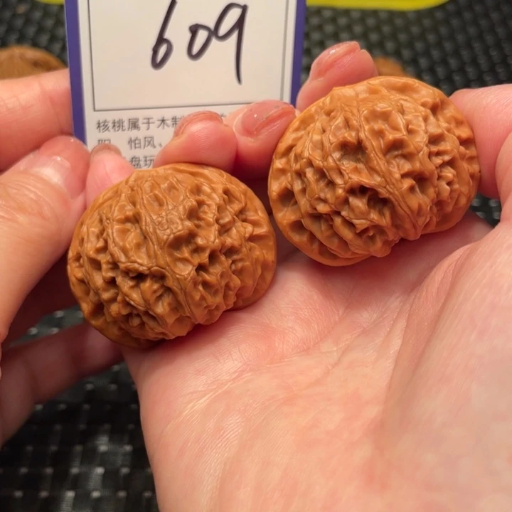 文玩核桃把件41宫灯609