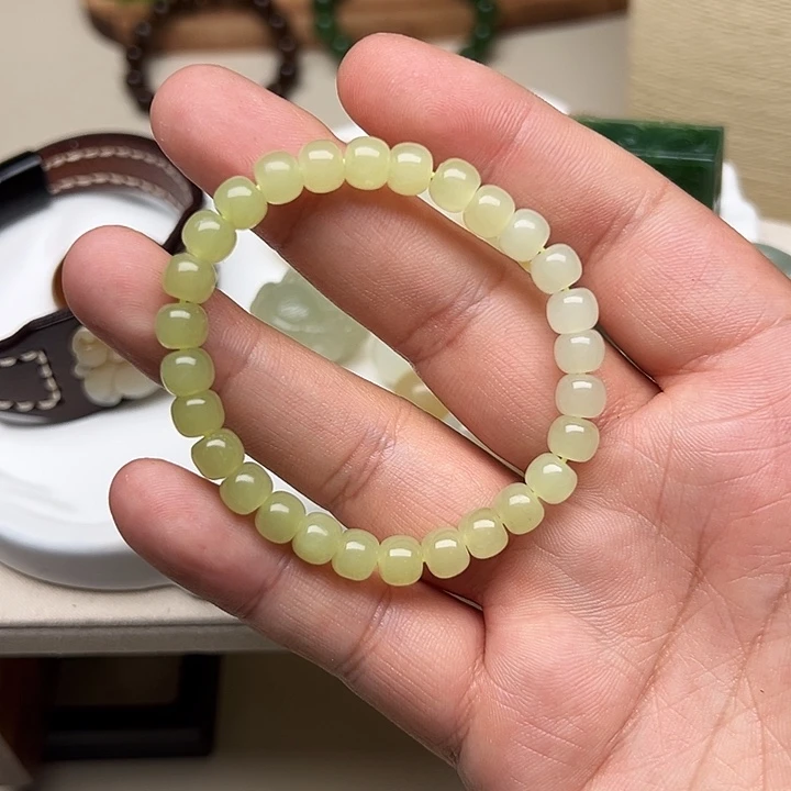 K****和田玉未镶嵌手链