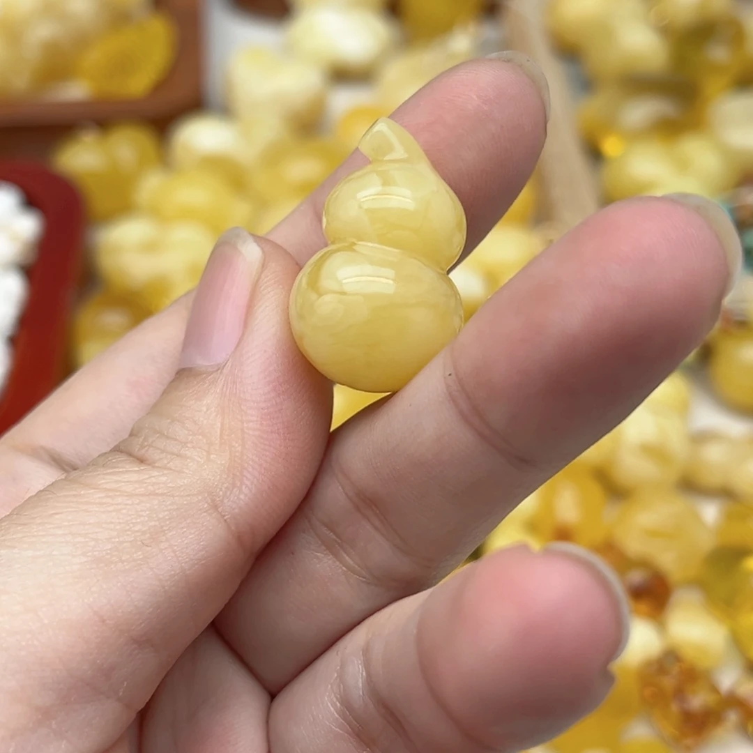 裸石蜜蜡未镶嵌配饰