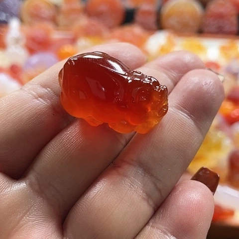 未镶嵌颈饰玛瑙/玉髓青*