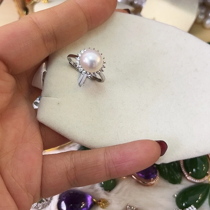 颈饰银S925镶嵌淡水珍珠