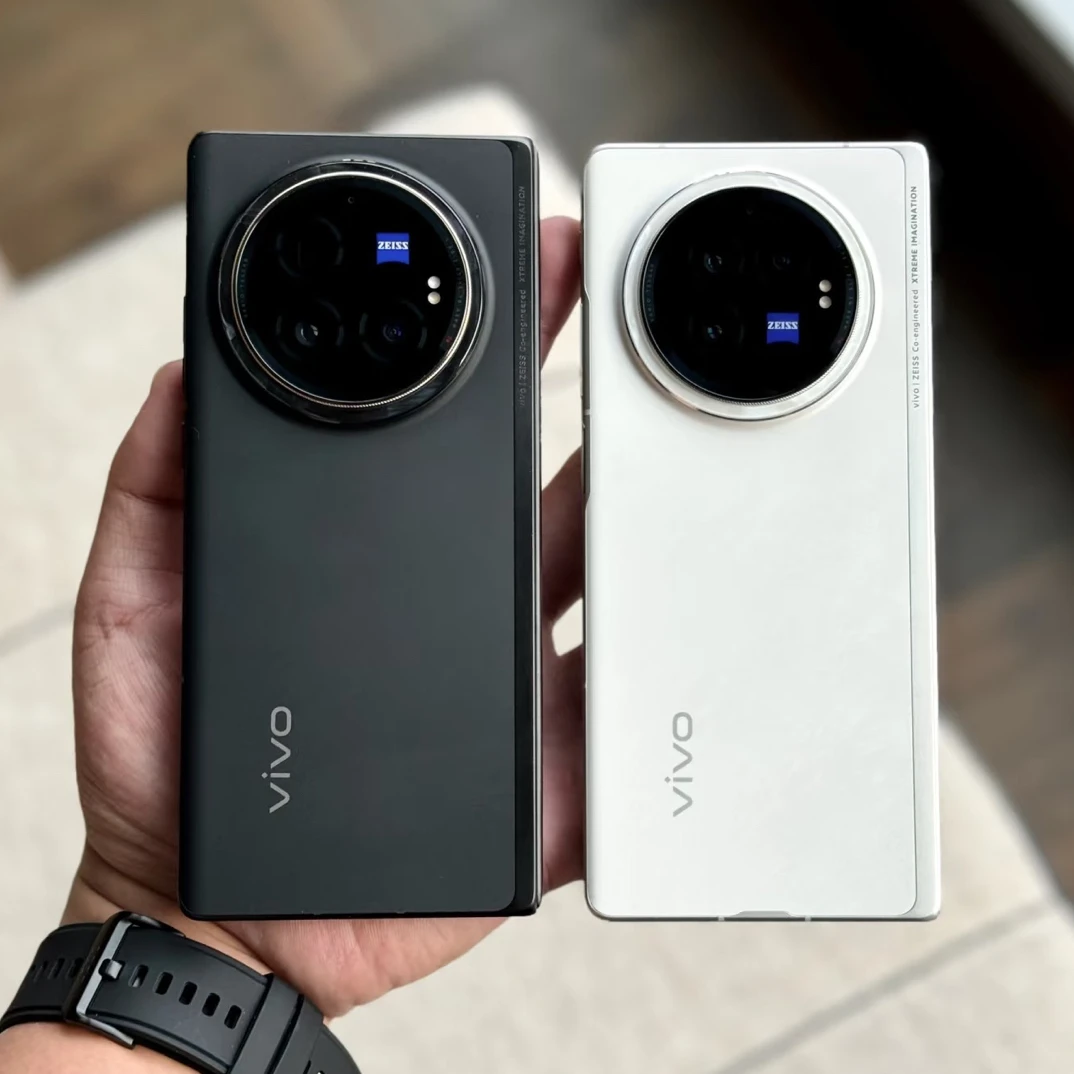 9新 vivo x fold3折叠屏219g商务超轻薄机身长续航2K+E7时尚新款