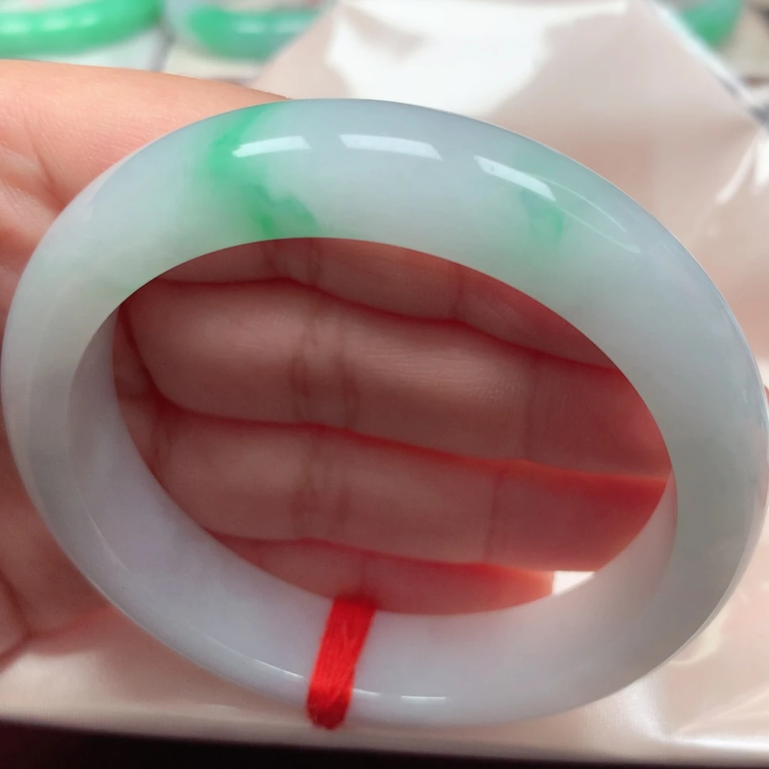 未镶嵌手镯翡翠54白底青宽版