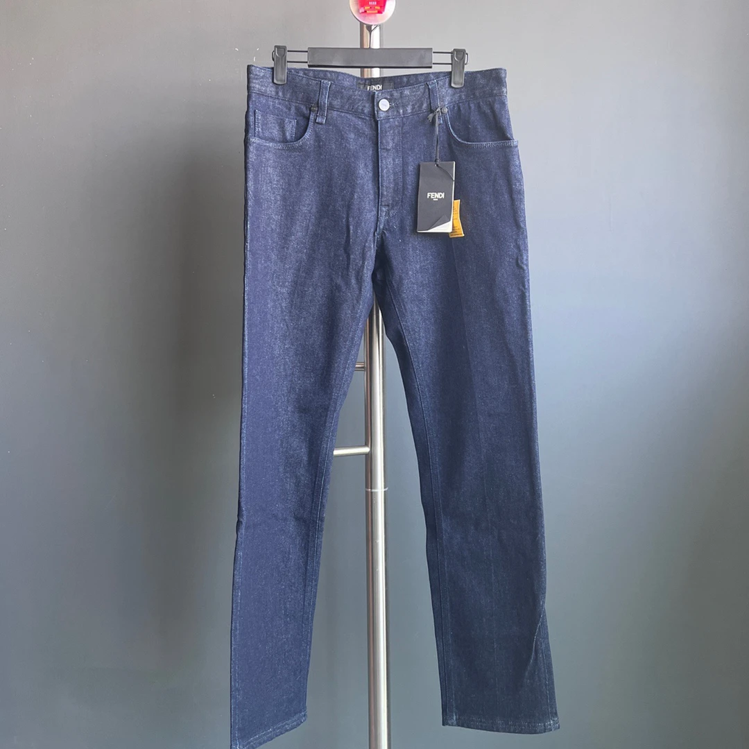 未使用 FENDI/芬迪 拼图刺绣图案牛仔裤/尺码32/B07076