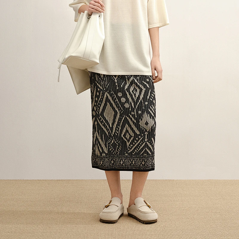 【商场同款】LESS2025年秋季新款长绒棉地毯花型半身裙2P7D16480