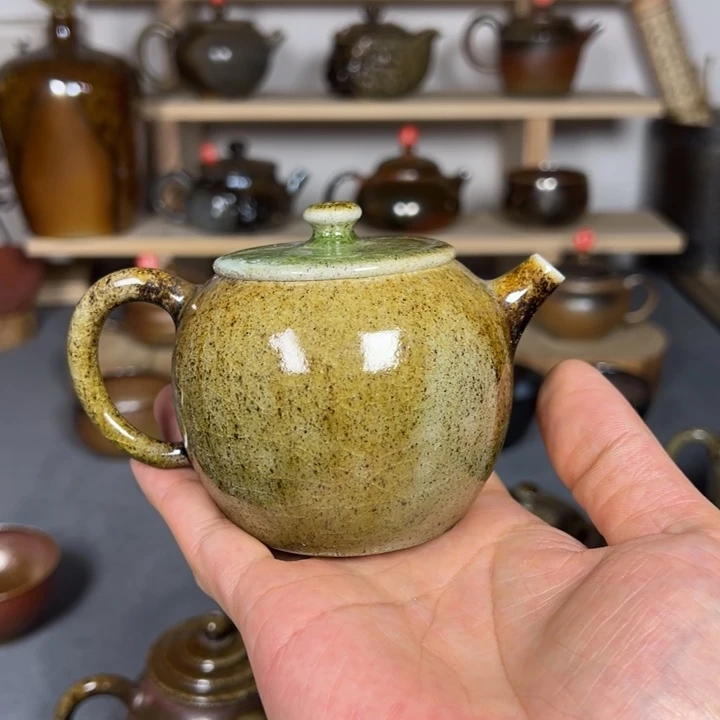 沉***人白泥微瑕特价体验壶两只