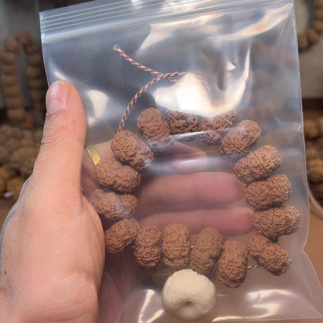 龙***升手串金刚菩提梁梅花付总