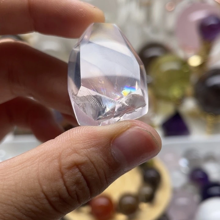 未镶嵌珠宝半成品水晶