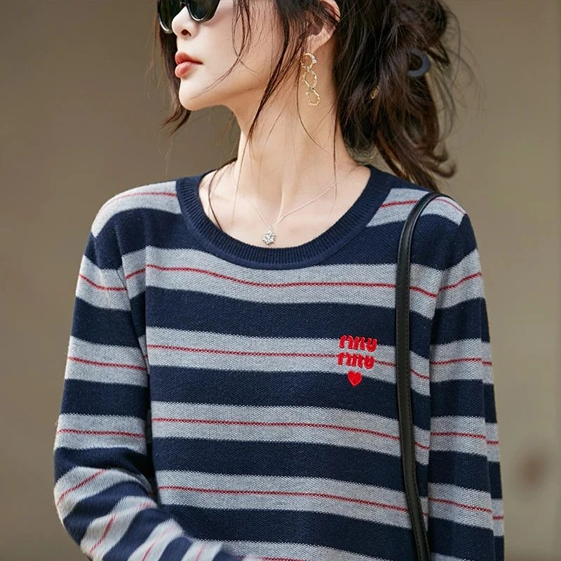 品牌撤柜正品早秋新款针织衫毛衣女时尚洋气宽松条纹上衣打底衫