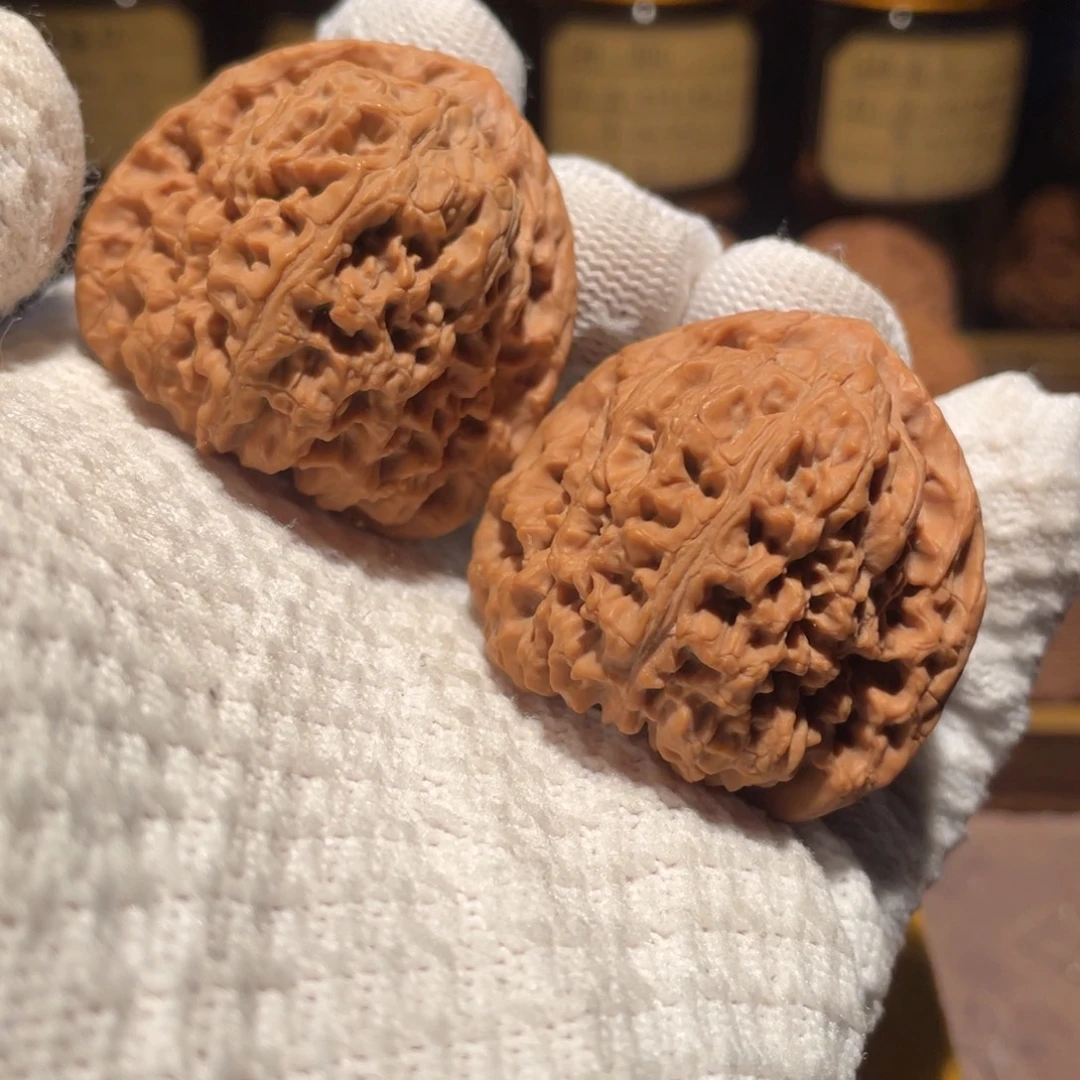 把件文玩核桃43三角疆