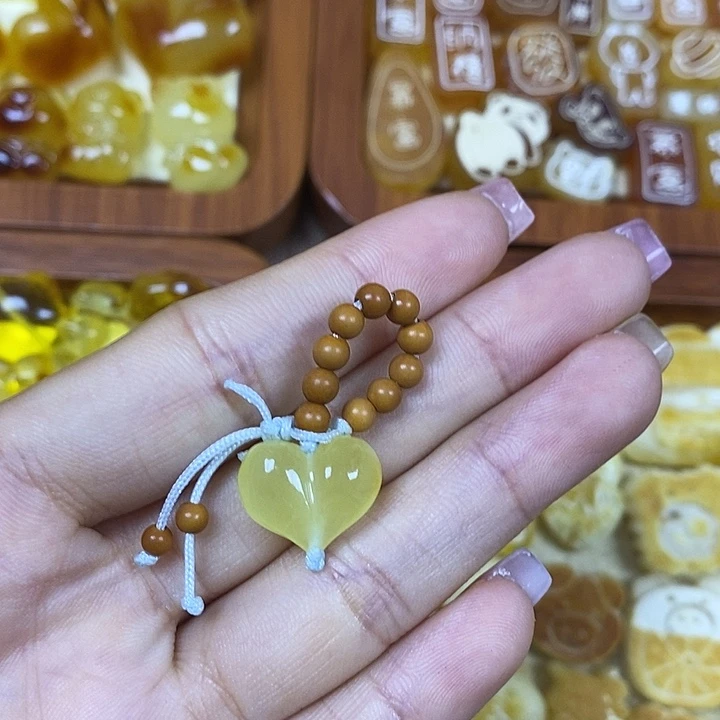 吊坠橄榄核福利屁桃滴溜62