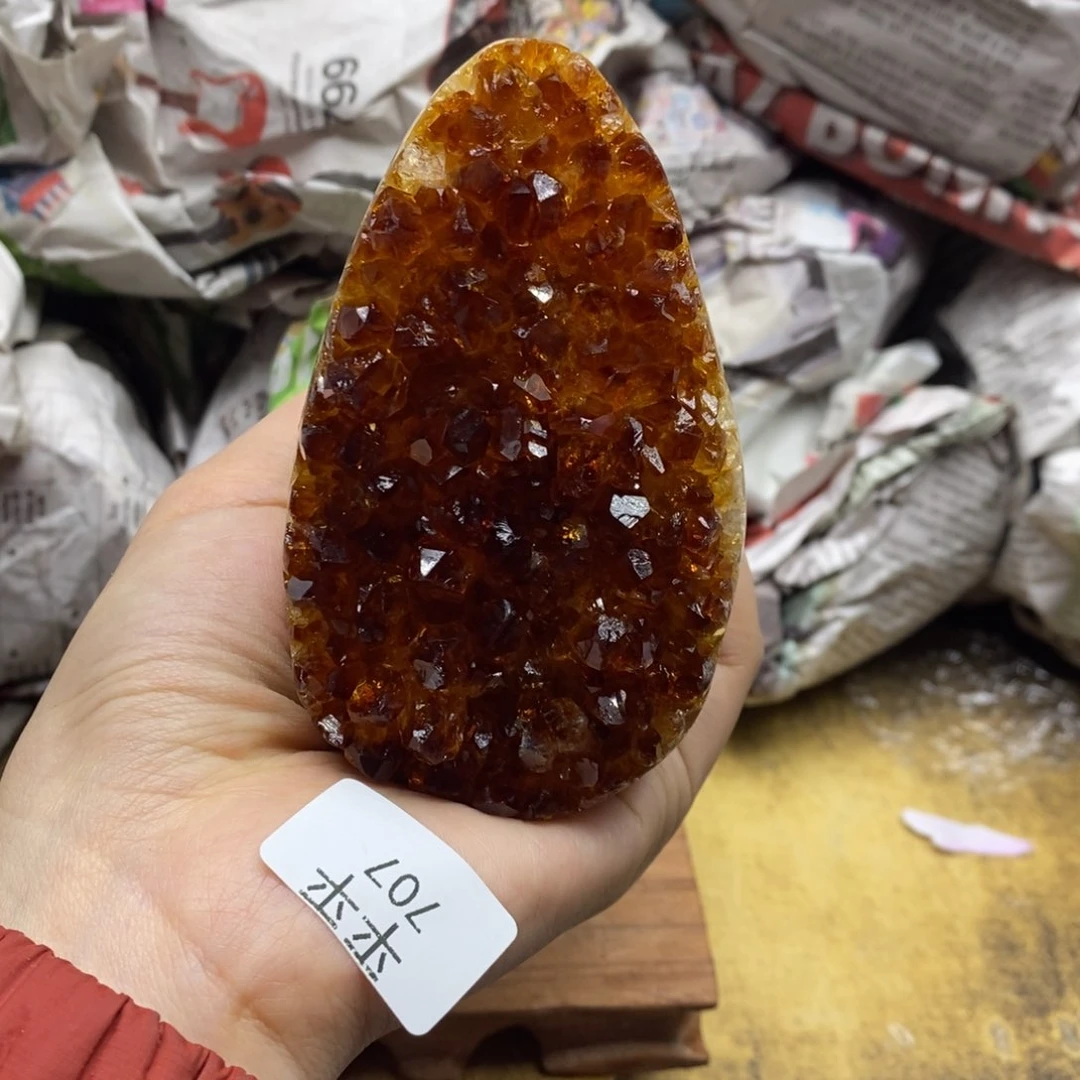 紫晶乌拉圭未镶嵌